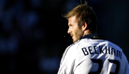 爱游戏体育：德天空引爆转会市场，拜仁慕尼黑瞄准费耶诺德19岁后防新星里德，谈判序幕拉开