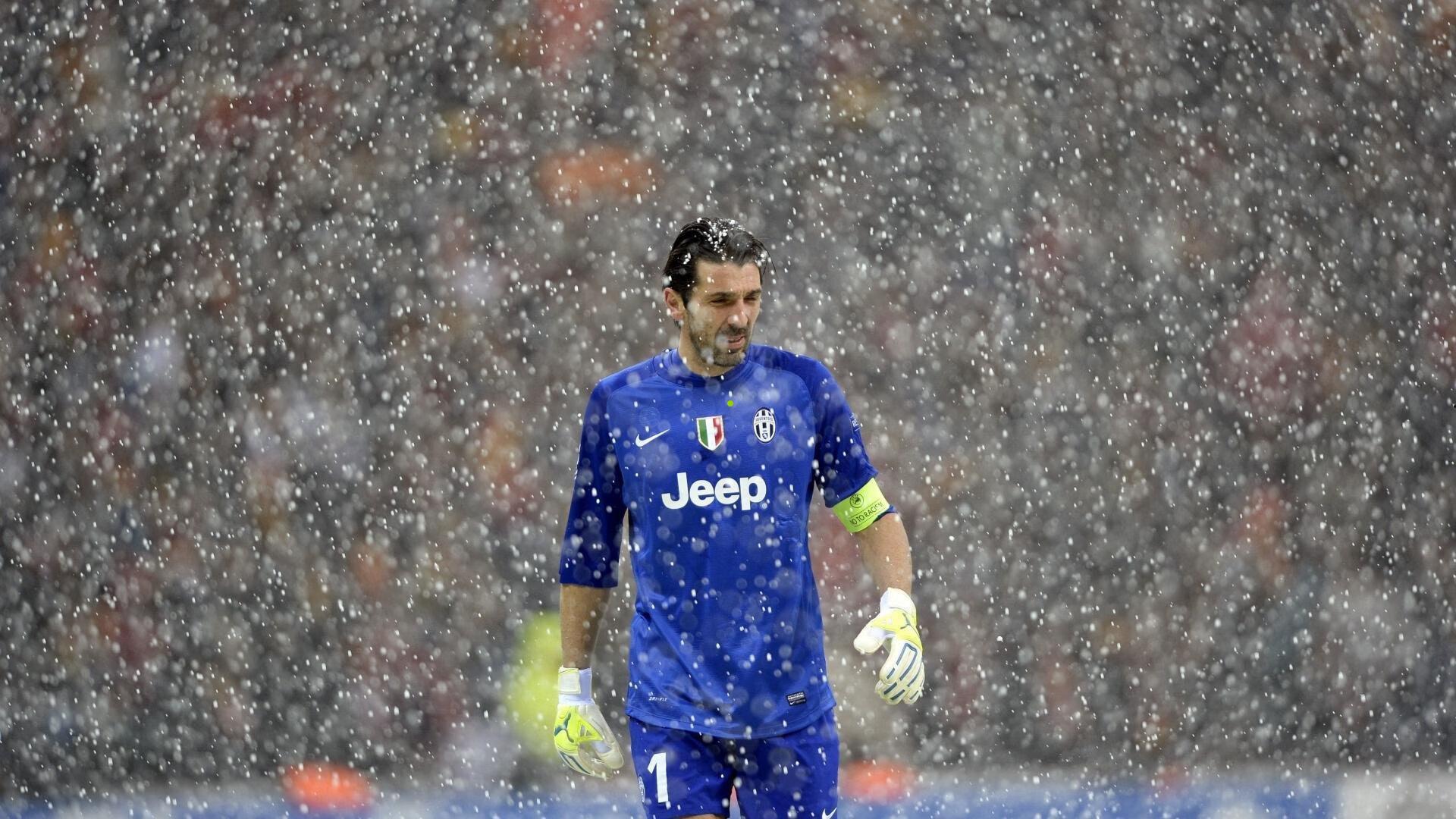 欧冠巅峰对决前瞻,切尔西展现攻守平衡特质,巴萨传统优势面临严峻考验